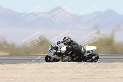 media/Apr-20-2025-CVMA (Sun) [[39090e8767]]/Race 9-Formula LW Twins Shootout/